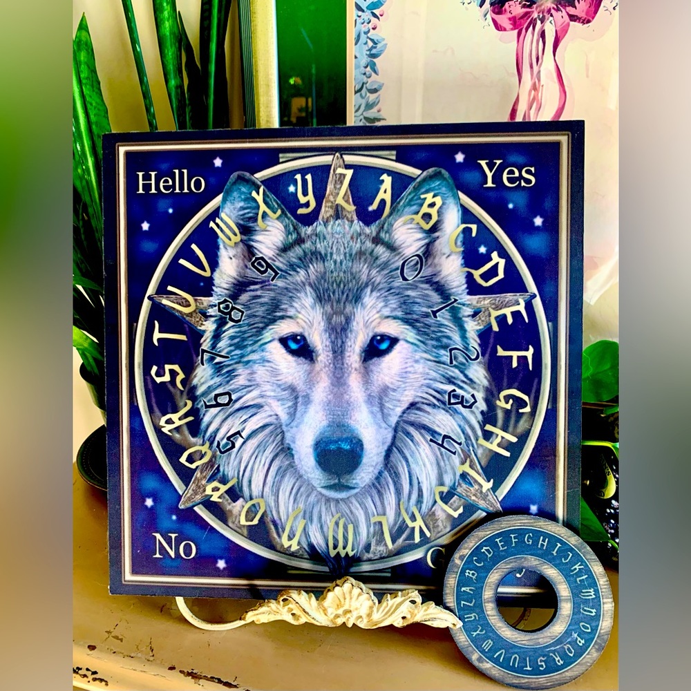 Wolf Spirit Ouija Board by Lisa Parker - New